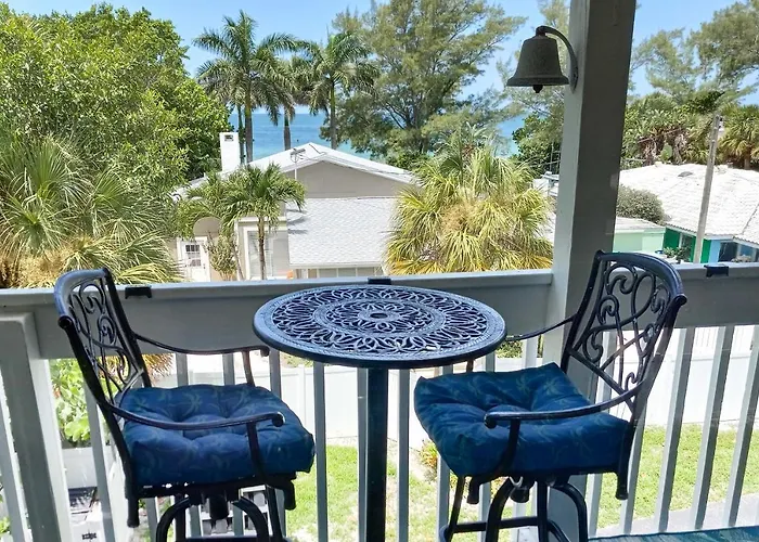 Sea La Vie: Sunny Indian Rocks Condo! Ferienhaus Clearwater Beach