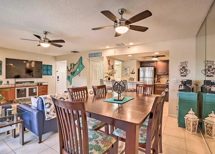 Ferienhaus Sea La Vie: Sunny Indian Rocks Condo! *