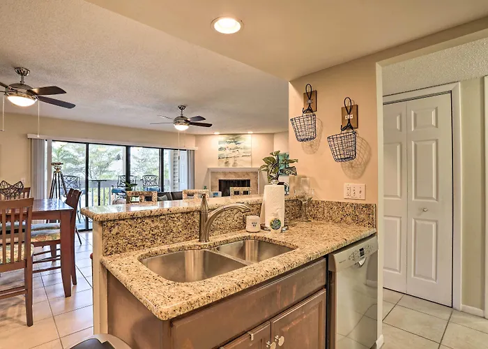 Sea La Vie: Sunny Indian Rocks Condo! Ferienhaus *
